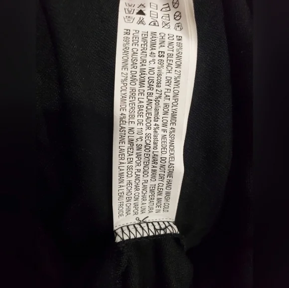 FOREVER 21 - Mini Dress with Laced Vneck - Sz 0x - Picture 4 of 4